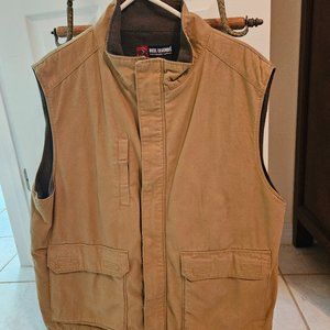 REEL LEGENDS VEST SIZE L